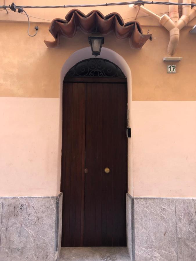 Tanto Di Cappello *